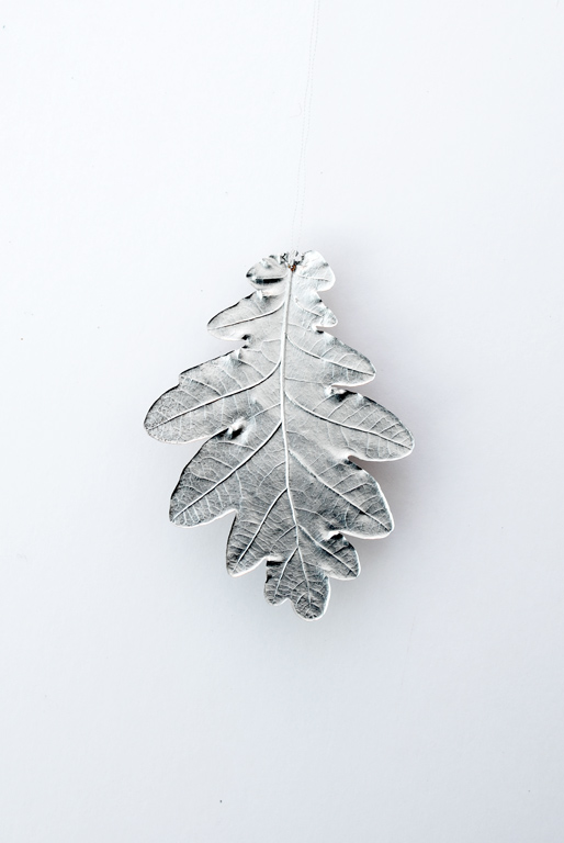Silver leaves // Christmas decorations